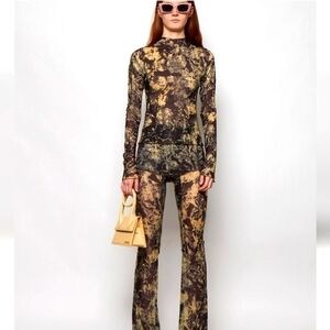 KNWLS Rose Crumble Print Stretch Woven Ladies Blouse Size Medium